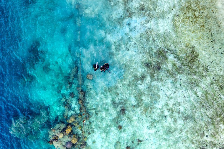 underwater drone comparison and buying guide